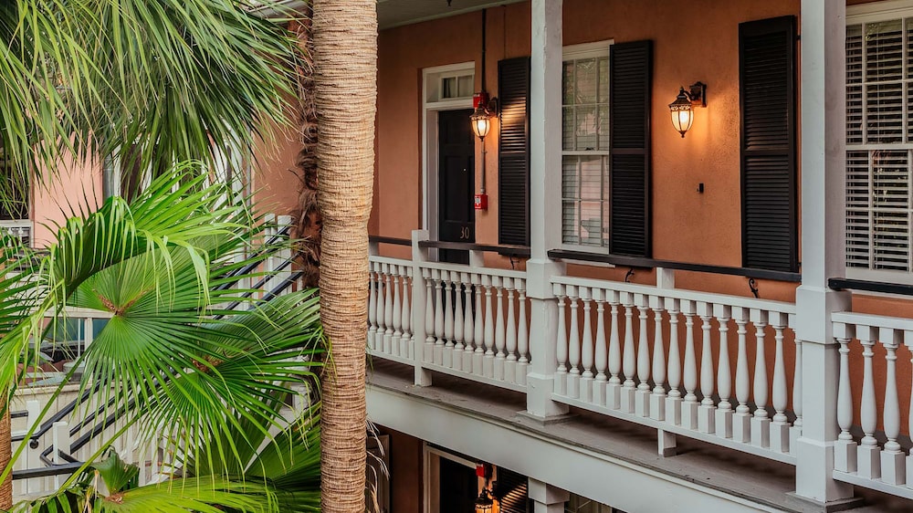 Elliott House Inn - Image 4