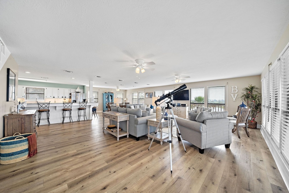 Bay Vista by Ryson Vacation Rentals