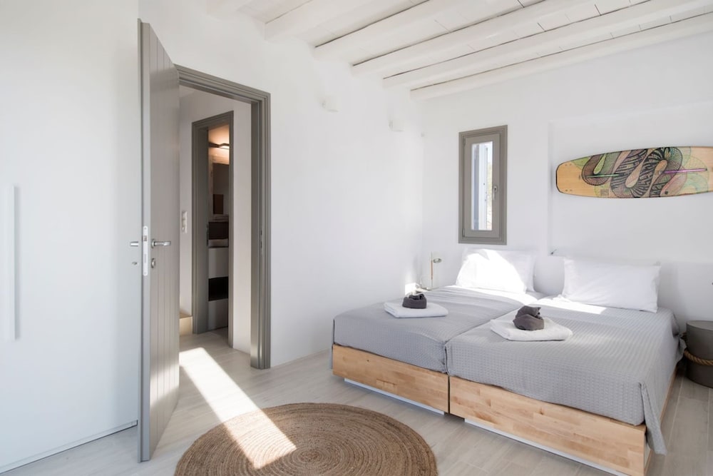 Rising Sun sea View Villa Near the Beach Paros