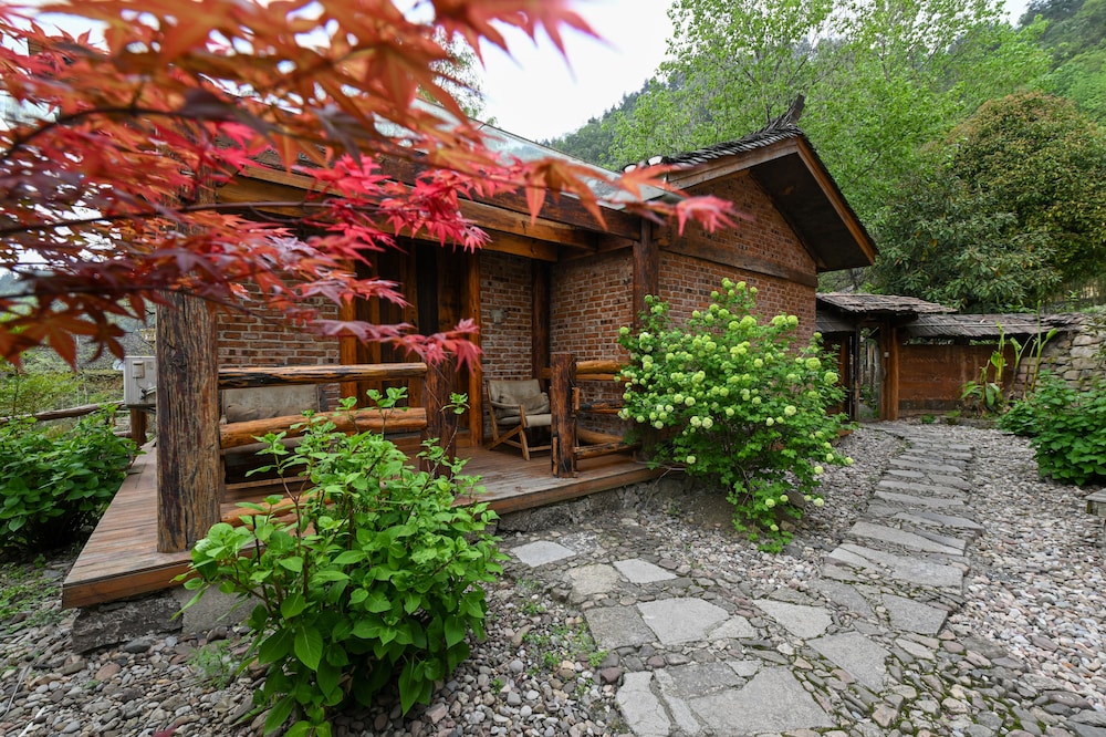 No.5 Valley Lodge