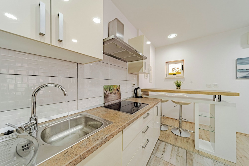 Villa Viki Apartman 3 view 5