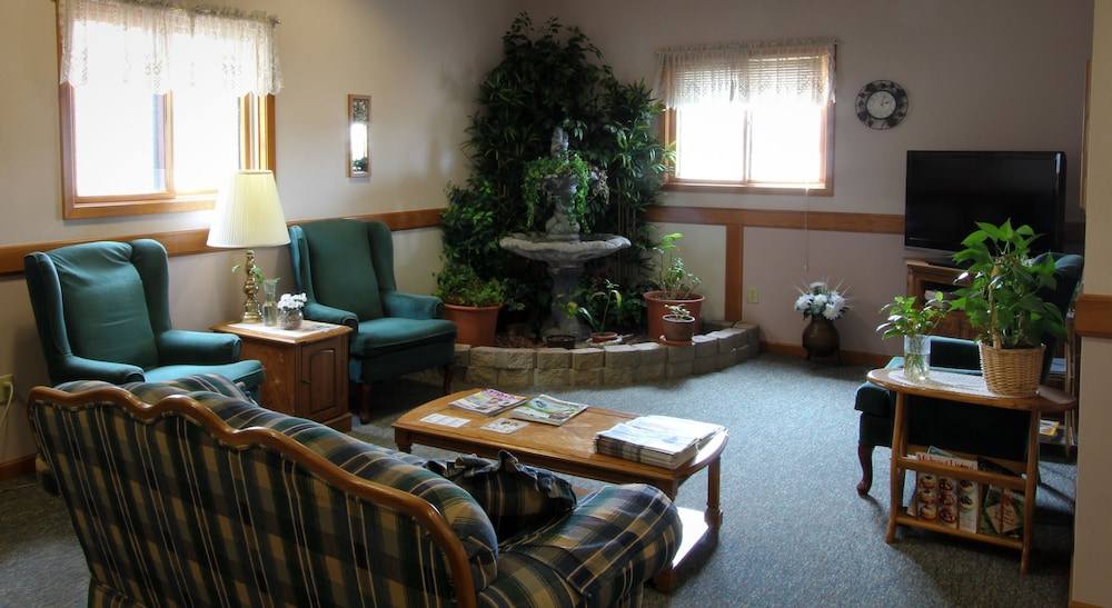 Super Motel Granite Falls view 3