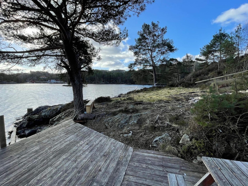 6-person Holiday Home Rubbestadneset