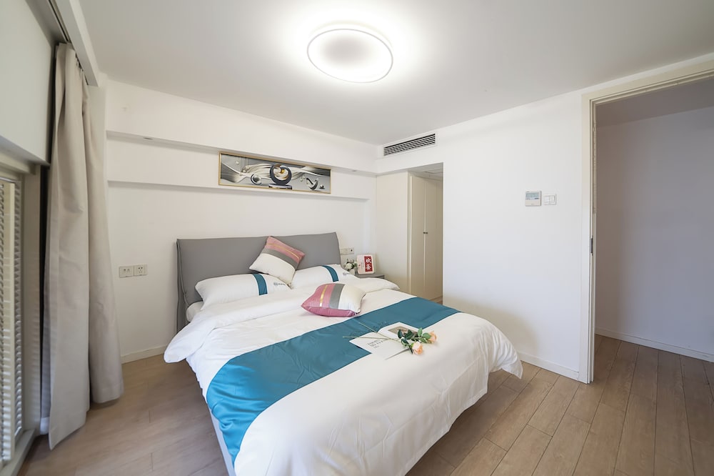 Shanghai Hills & Wanye Spacious Family Suites