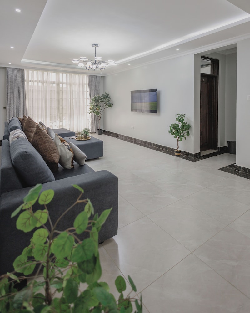 Skyhut Boutique House
