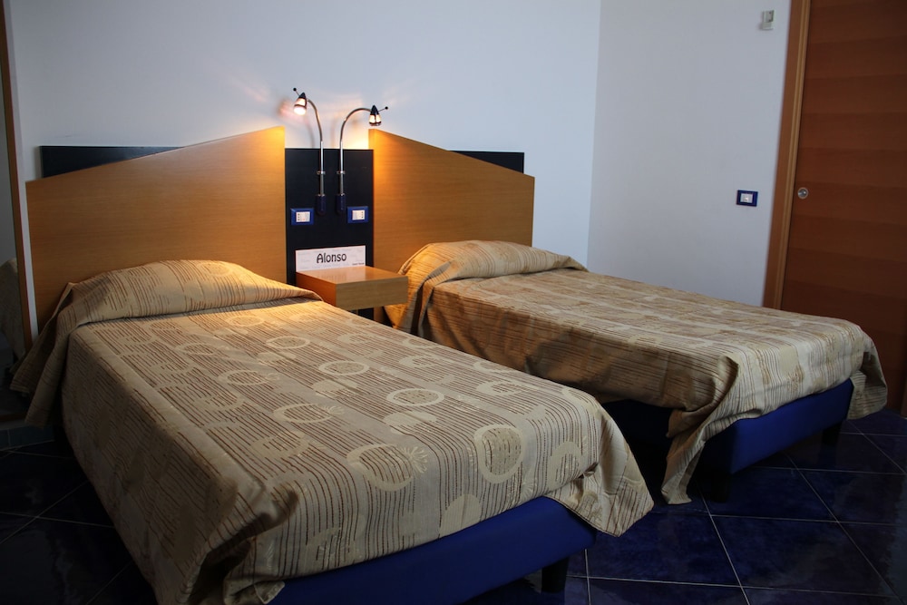 M'ama Holiday Rooms