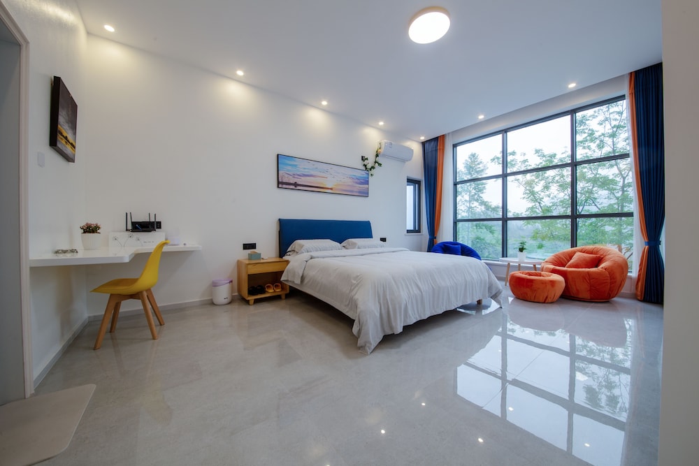 Country Road Villa