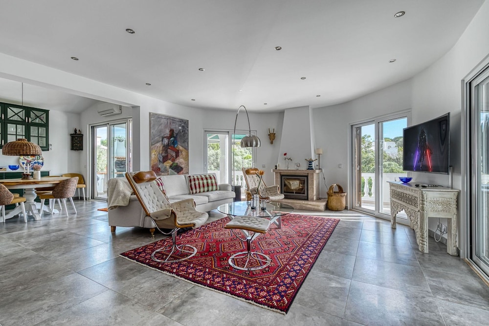 Toupeira Wonderful Well Furnished Villa