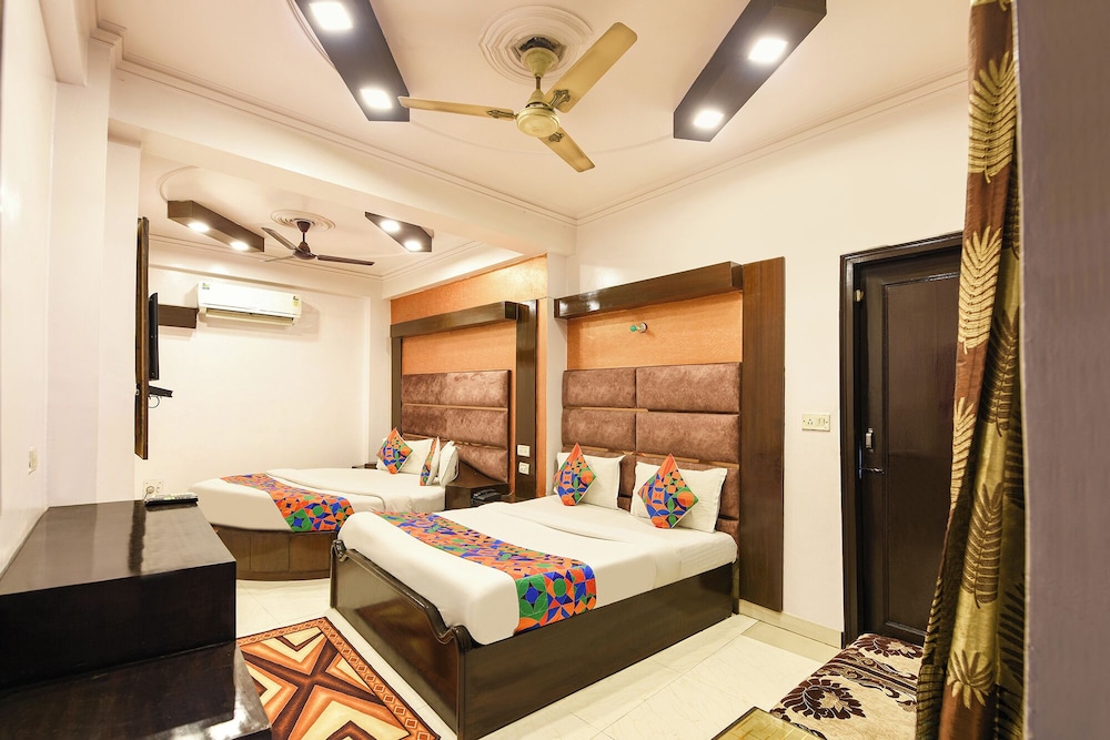 Fabhotel Delhi Continental