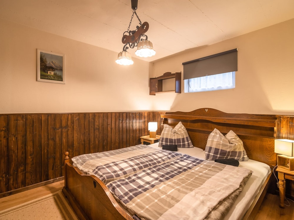 Very Spacious, Detached Holiday Home in Carinthia near Skiing & Lakes view 2