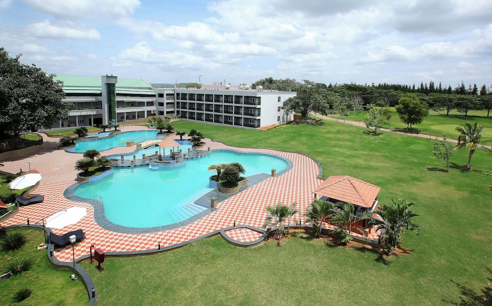 Eagleton - The Golf Resort