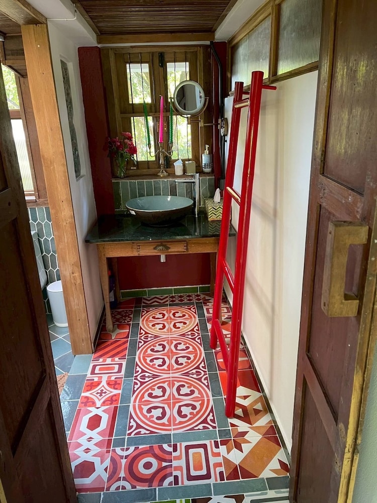 Private Wooden Pool Villa in Mae Rim for 4-6 Guests