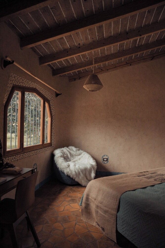 EL EQUIMITE HOTEL BOUTIQUE