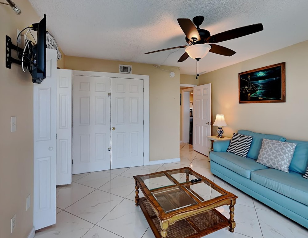 Emerald Isle Fort Walton Beach by Southern Vacation Rentals
