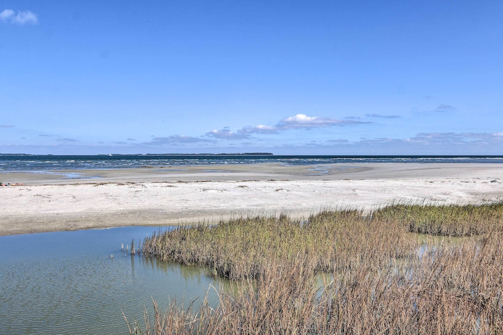 Beach & Pool Access: Serene Hilton Head Haven!