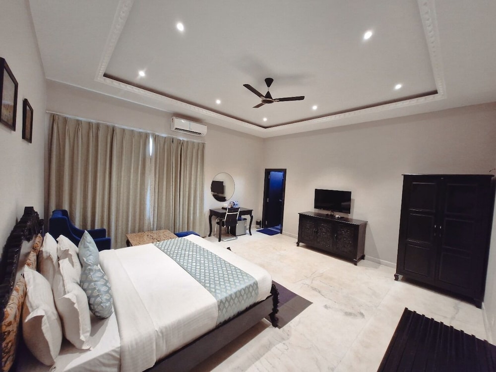 Surya Kothi Resort