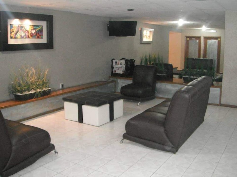 Pachuca Vacations - Hotel plaza el dorado - Property Image 2