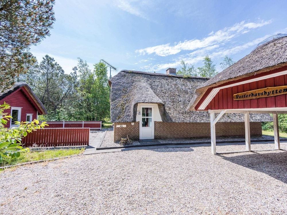 6 Person Holiday Home in Norre Nebel