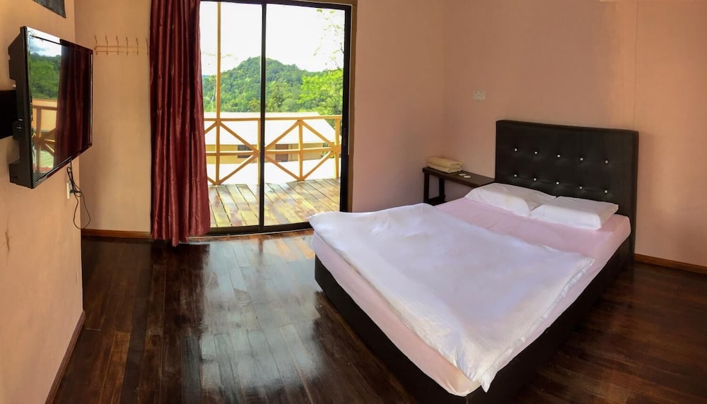 Happy Garden Resort - Hostel