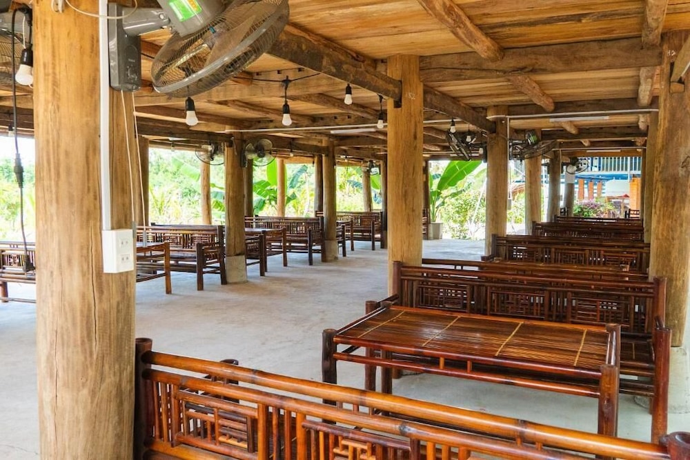 Suoi Rao Hao Huc Village