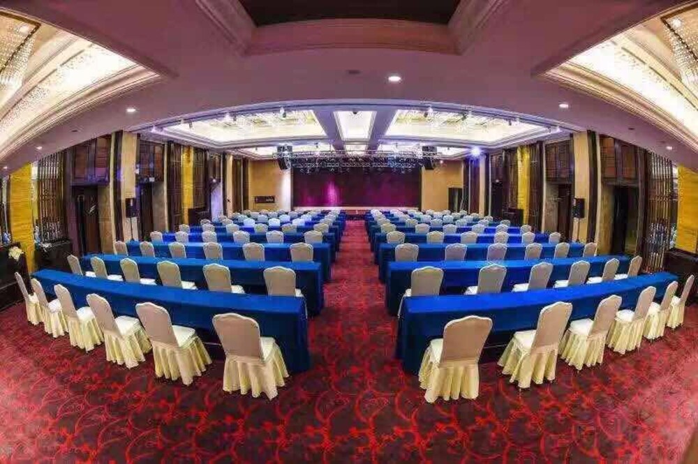 Jinan Luxury Blue Horizon Hotel