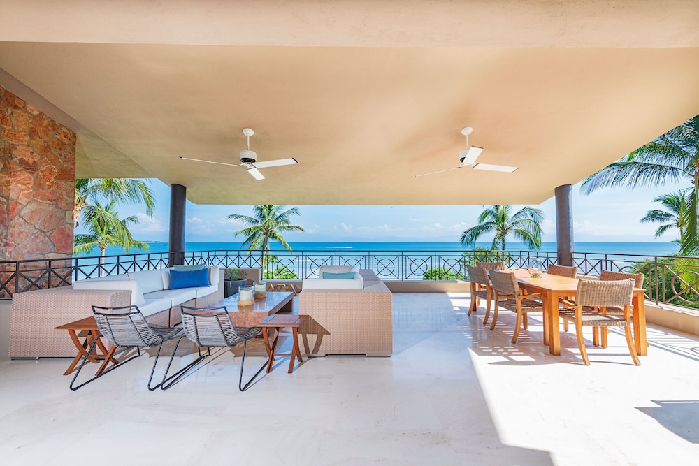 Gorgeous 4 Bedroom Condo - Property Image 13