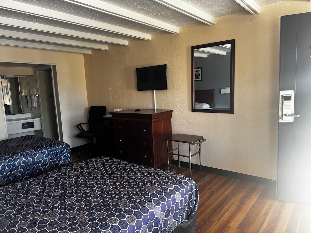 Visitors Inn