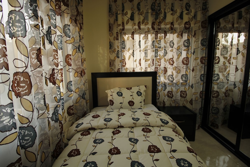 Aqarco Shmaisani Apartment