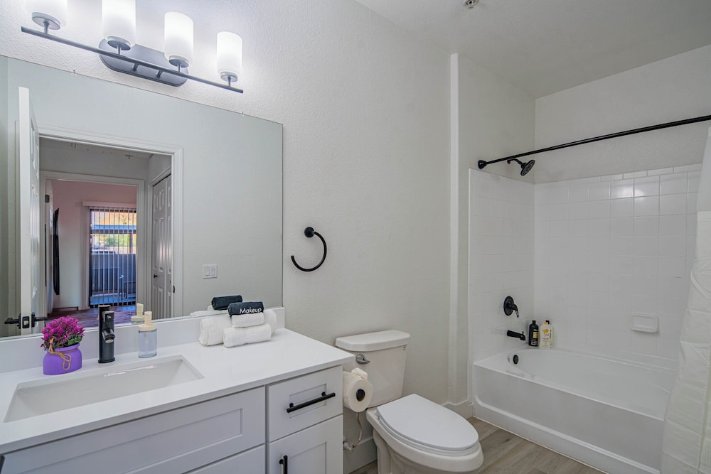 ROVE LIVING/KB - Zone