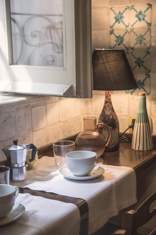 Estate4home - Trevi Fountain Apartment