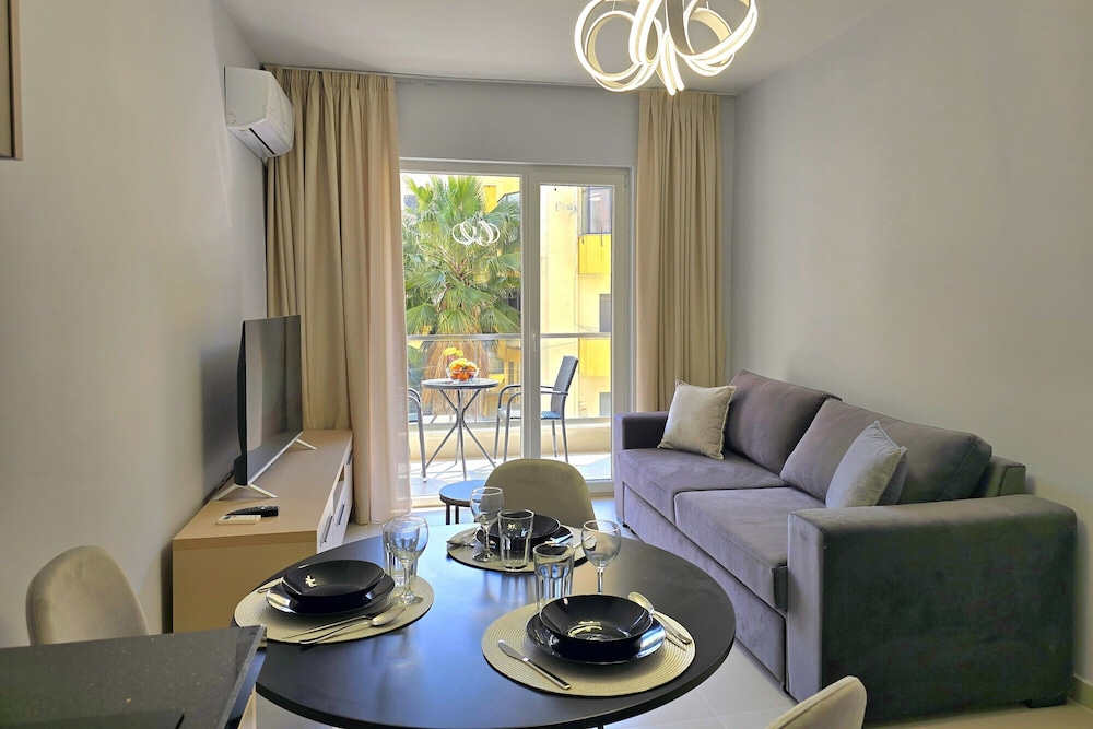 Happy Stay Apartment By The Sea 092