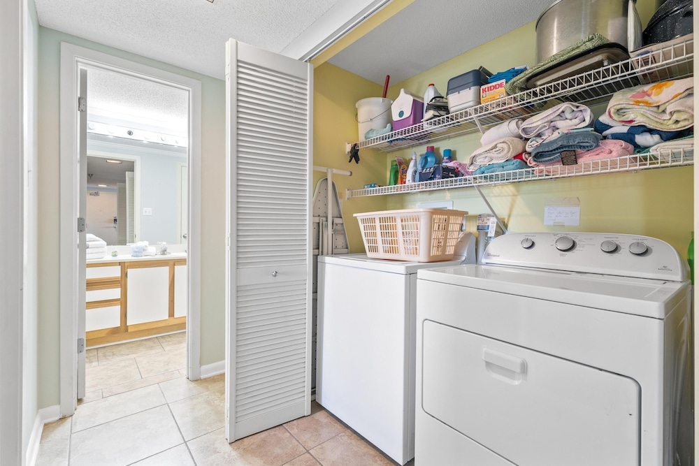 Romar Place 705