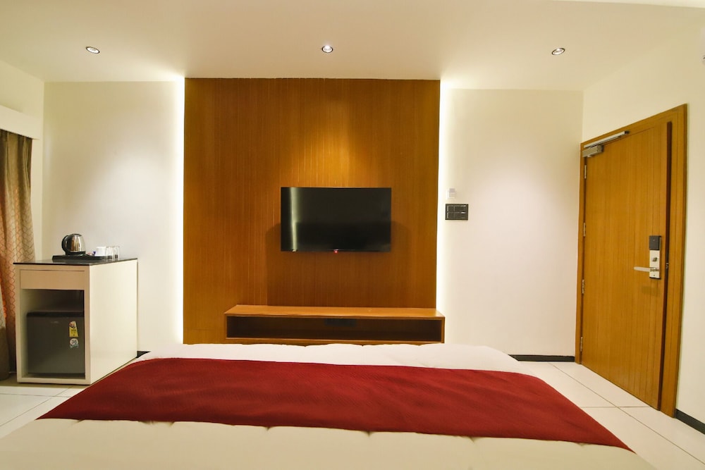 Hotel Sanatana