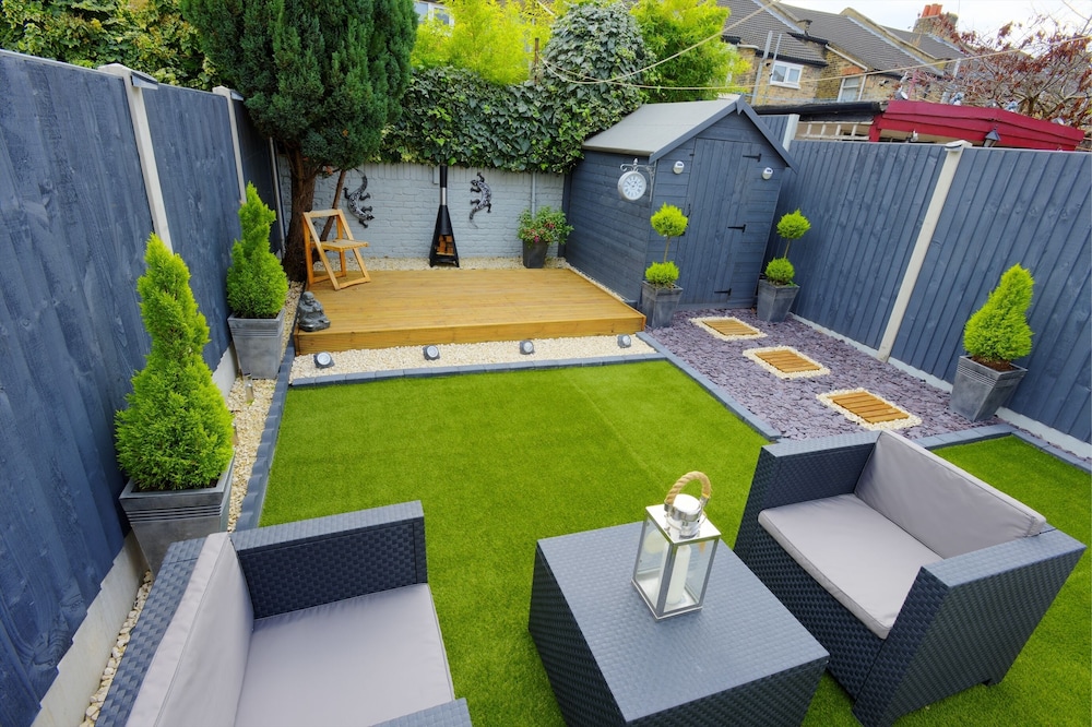 outdoor bbq area