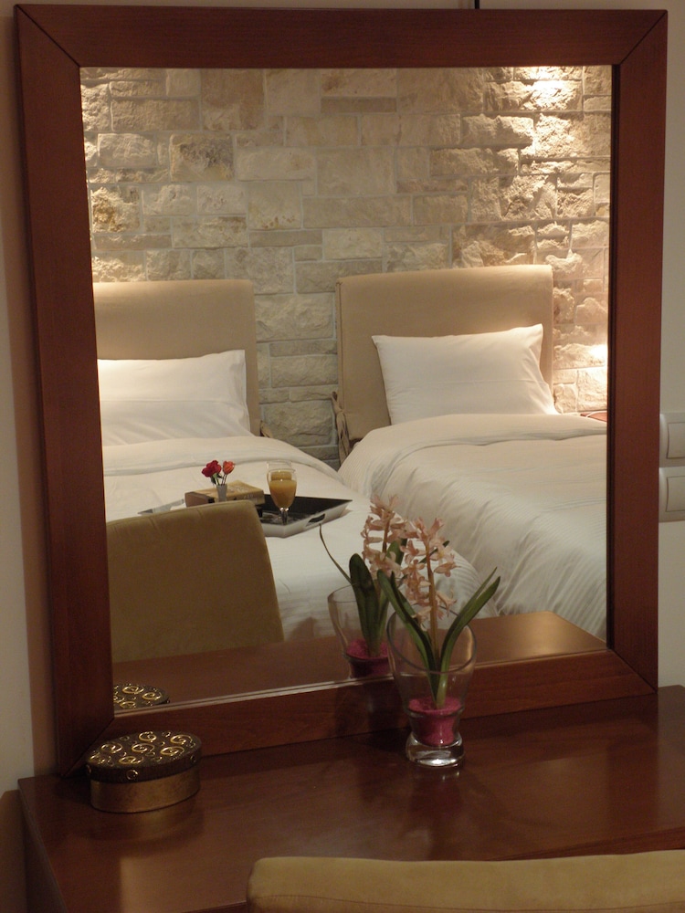 Luxurious Villa Tholos Crete