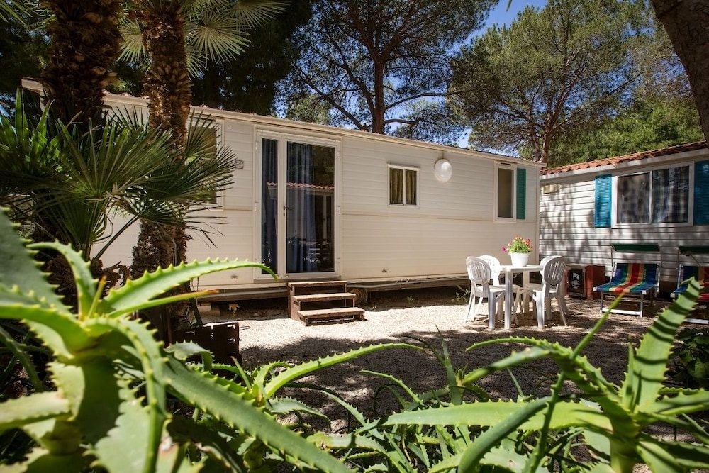 Camping Village El-Bahira