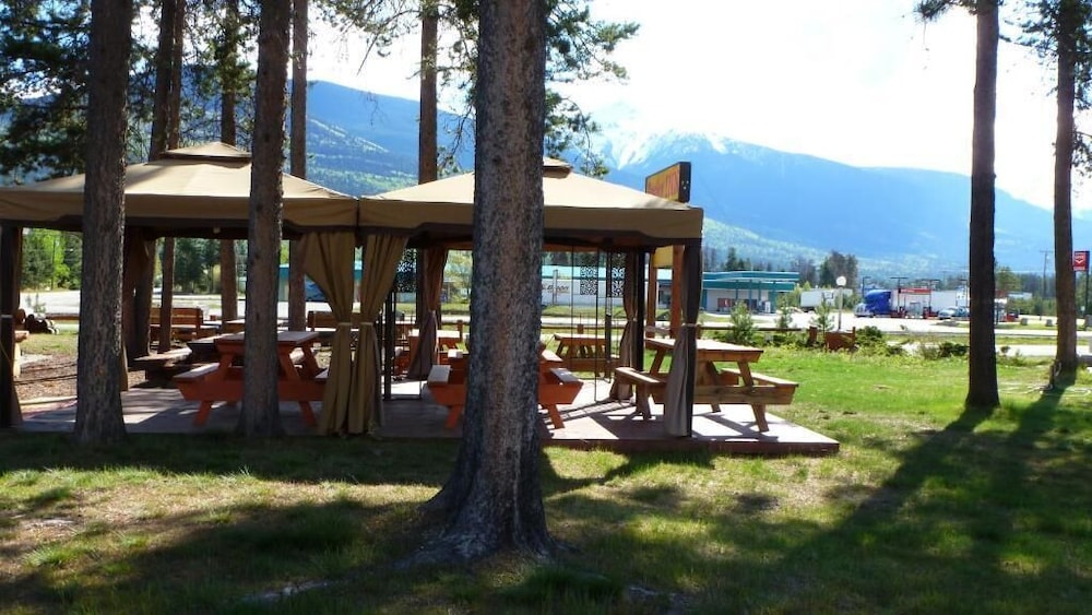 Rocky Inn