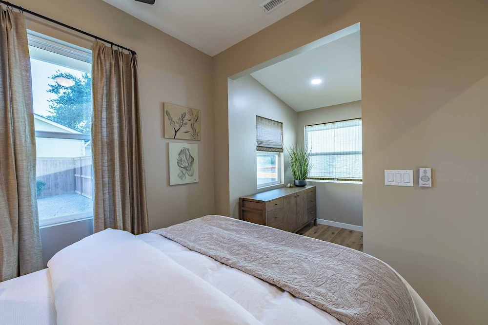 Royal Oak Retreat