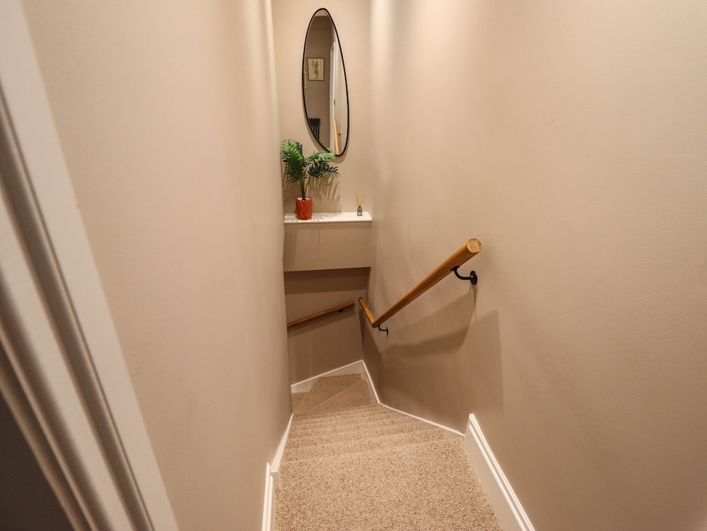 17 Union Road House