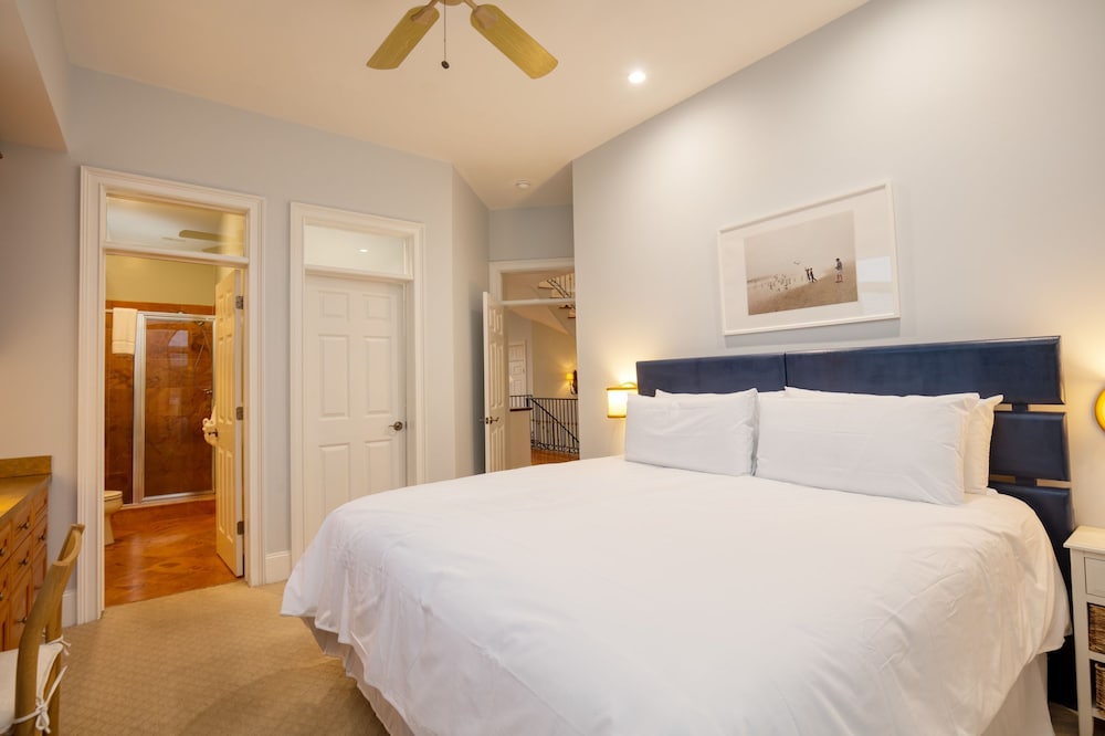 Beachwalk by Avantstay Hilton Head Oasis Steps From Singleton Beach