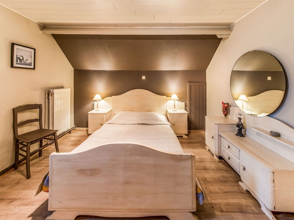 Modern Holiday Home in Lavacherie view 5