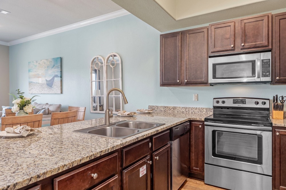 Alerio by Southern Vacation Rentals