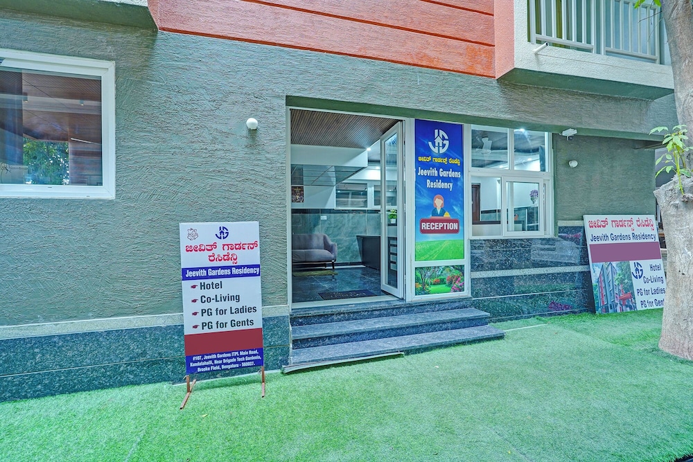 Fabhotel Jeevith Garden Residency