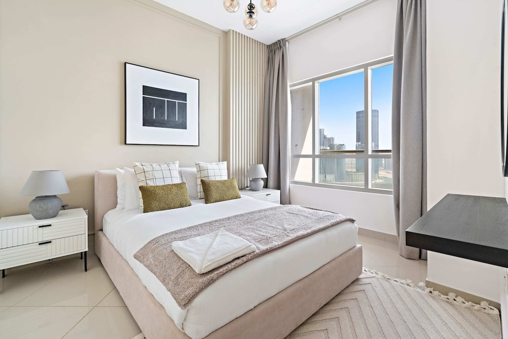 Silkhaus Modern Pad With Pool Gym Near Reem Park