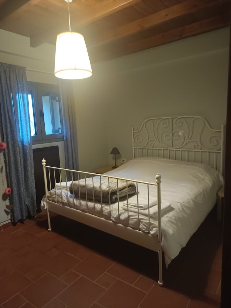 Vitina Number 5 House