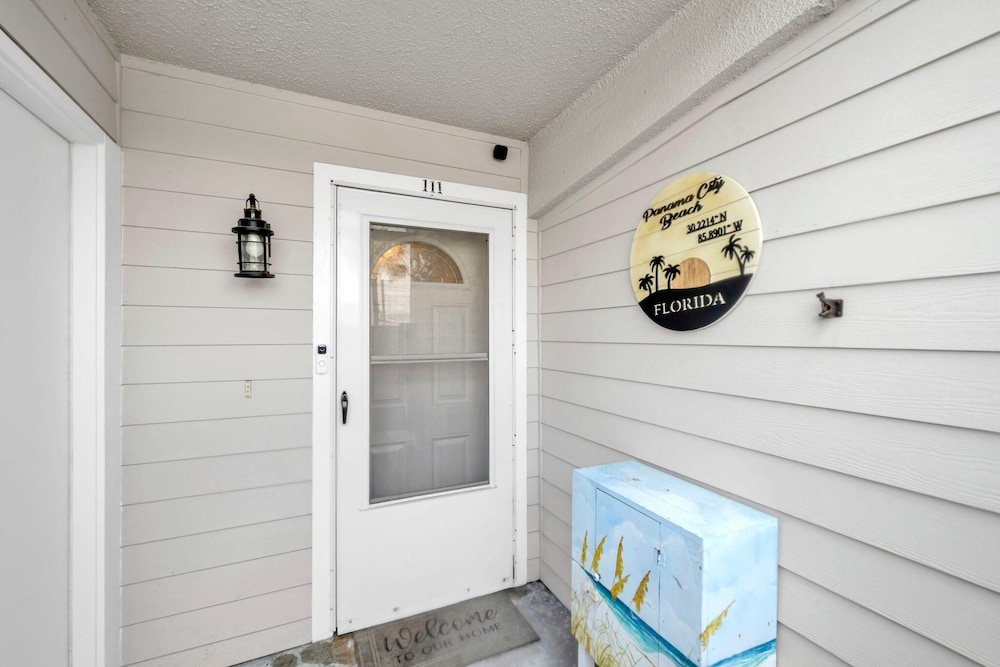 Pirate Cove Villas #111