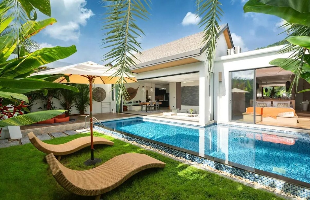 2BR Pool Villa Near the Sea V261