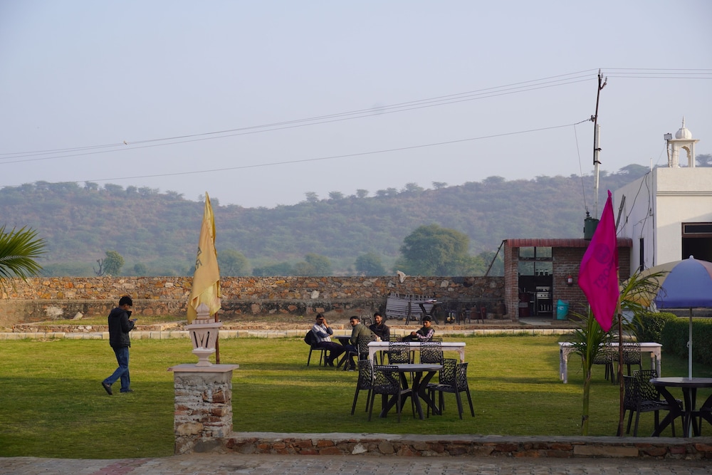 Eco Fort Resort