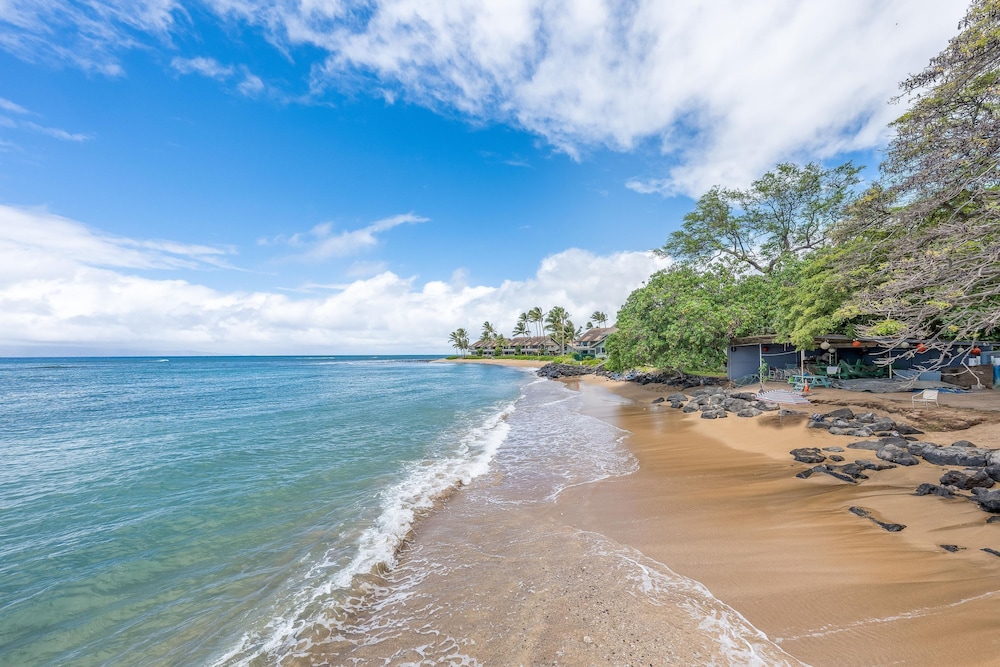 Kahana Reef 215 in Lahaina