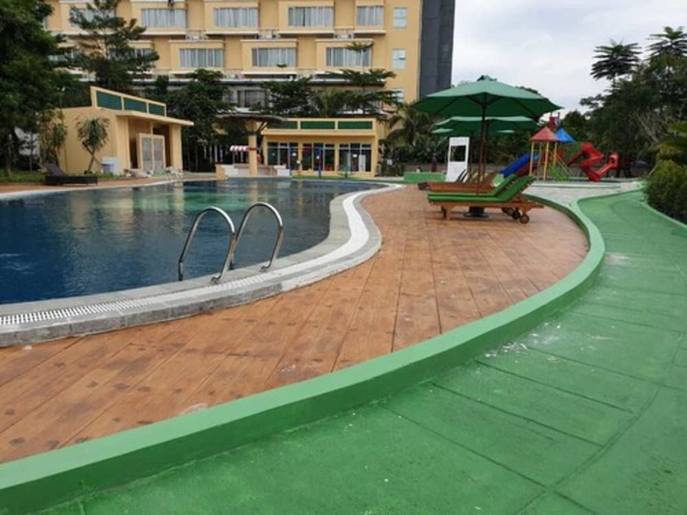Lorin Sentul Hotel